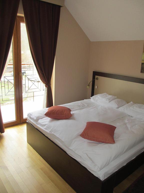 Apartments Manjan Krasno Polje Room photo